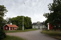 Eggeby gård, bild från http://hem.bredband.net/lonpat/jarvagardar/